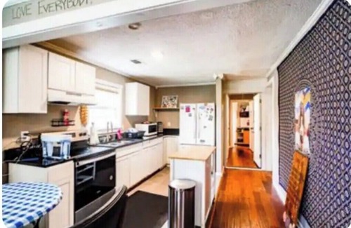 Atlanta House | The Artist Abobe, 5 min from Downtown Atlanta!