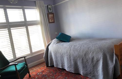 Oxford Bed & Breakfast | The Artist's house