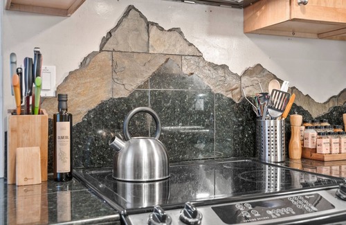 Capitol Hill House | The Arusha House Capitol: Hill : Garage : Yard