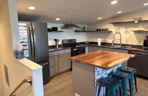 Moscow Apartment | The Asbury House Guest Rentals