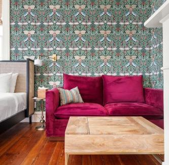 Cannonborough Elliotborough Bed & Breakfast | The Ashley Veranda King Suite includes Breakfast