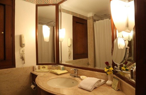 Chanakyapuri Hotel | The Ashok