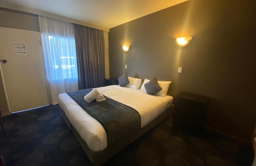 Goulburn Hotel | The Astor Hotel Motel