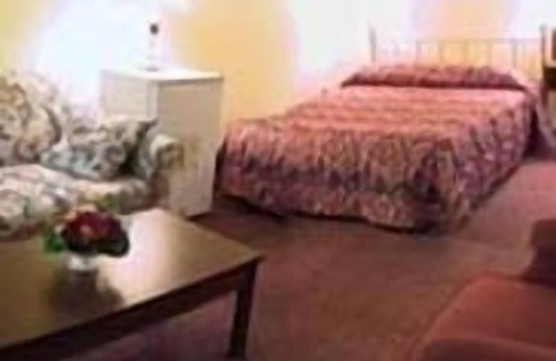 East Wareham Hotel | The Atlantic Motel