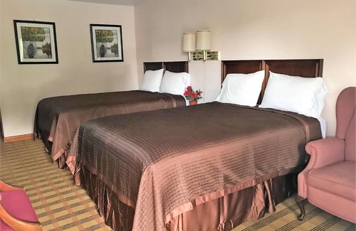 East Wareham Hotel | The Atlantic Motel