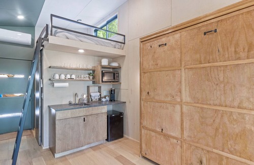 Lupton City Cabin | The Atlas Cedar Treehouse at Treetop Escapes