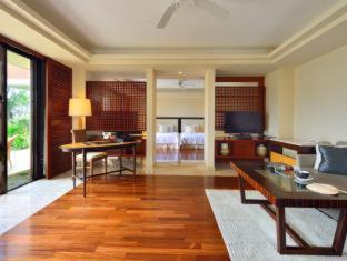 Onna Hotel | The Atta Terrace Club Towers