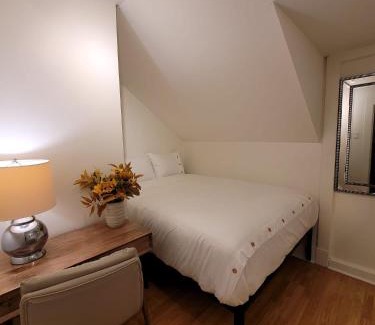 Kitchener House | The Auditorium Suite