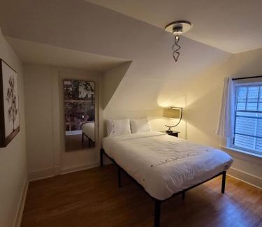 Kitchener House | The Auditorium Suite