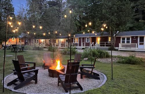 Bartlett Hotel | The Aurora Inn & Cottages
