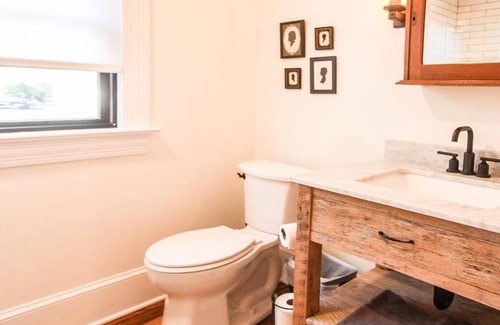 Village Green House | The Avalon House at 1306 Texas Ave