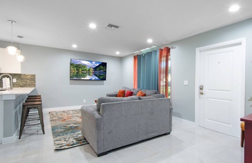 Riviera Beach House | The Ave- Remodeled modern home only 3 miles to Singer Island Beach