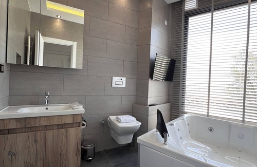Kumkapi Hotel | The Bail Hotel