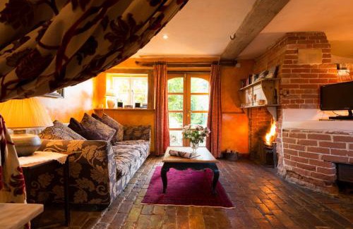 Sudbury House | The Bakery a honeymooners favourite cosy stylish with lovely walks and pubs
