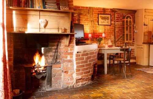 Sudbury House | The Bakery a honeymooners favourite cosy stylish with lovely walks and pubs