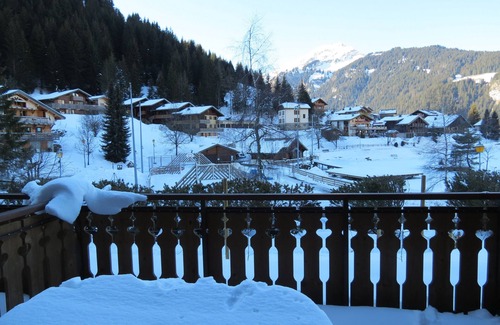 Chatel Apartment | The Balconies of Lake Vonnes