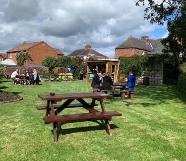 Stanley Bed & Breakfast | The Ball Alley