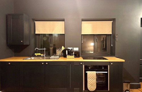 Morecambe Cottage | THE BALMORAL COACH HOUSE, family friendly in Morecambe
