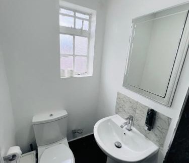 Barking Hotel | The Bank