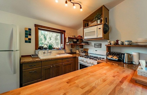 East Kootenay House | The Barn at Forest’s Edge