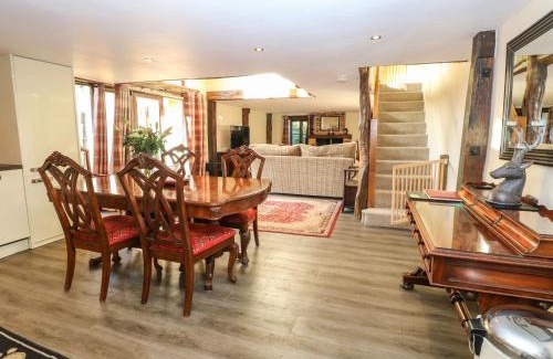 Thetford House | The Barn