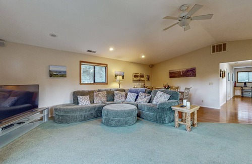 Arcata Apartment | “The Barn”