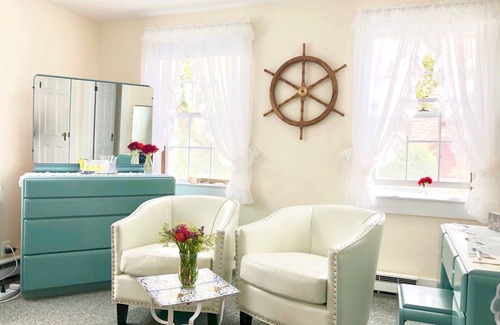 Nantucket Town Bed & Breakfast | The Barnacle Inn