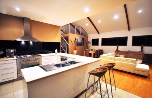 Mission Beach House | The Barrington