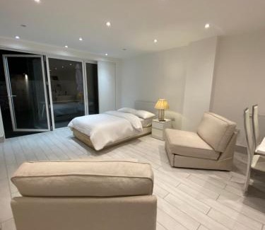 Hale Apartment | The bay apartment