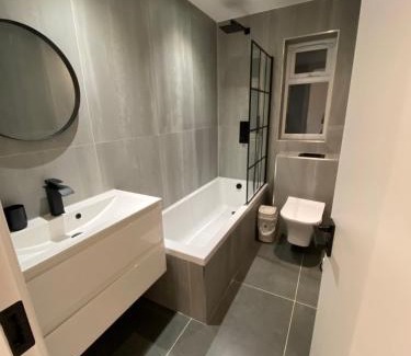 Hale Apartment | The bay apartment