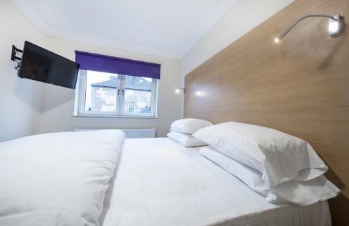 Hamilton Hotel | The Bay Horse