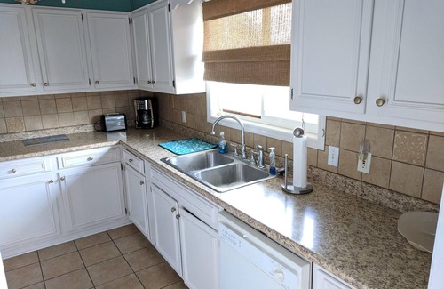 Long Beach House | "The Beach Bucket" Beautiful Beach House located in Oak Island, NC