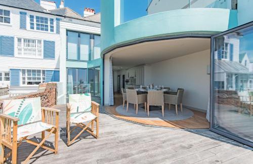 Sandgate House | The Beach House at Sandgate by Bloom Stays