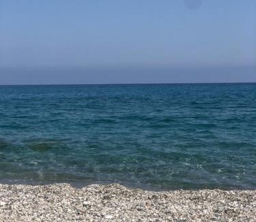 Spadafora Apartment | THE BEACH HOUSE