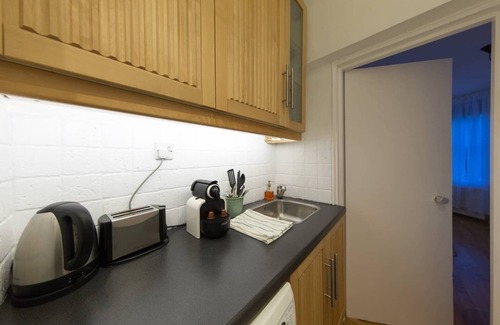 Farringdon Apartment | The Beach Hut in Holborn