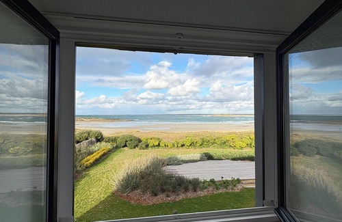 Penmarch Villa | The beach is just 20 metres away!