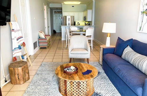 Gulf Shores Condo | THE BEACH IS OPEN ALL YEAR! nStart Planning Your Fall and Winter Vacation Today!