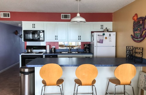 Fort Walton Beach Condo | The Beach is your back yard!