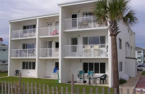 Fort Walton Beach Condo | The Beach is your back yard!