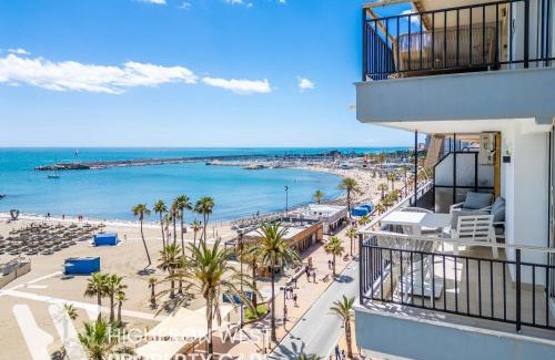Torreblanca Apartment | The Beachfront Collection - Casa Niza by HWPC