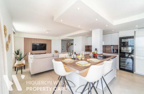 Torreblanca Apartment | The Beachfront Collection - Casa Niza by HWPC
