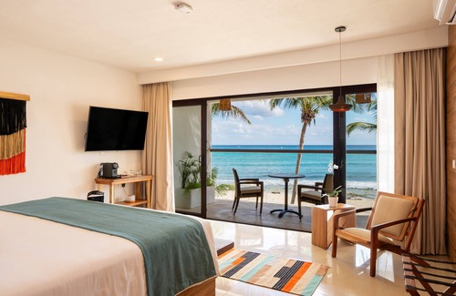 Villa Juarez Resort | The Beachfront by The Fives Hotels - A la Carte All Inclusive Adults Only