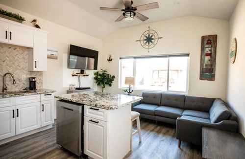 Earp Villa | The Beachfront Villa 14