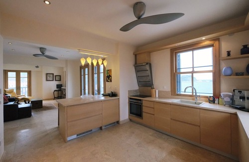 Myrina Apartment | The Beachfront Villa (2nd Floor 3 Bed Apartment)
