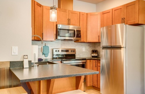 Leavenworth House | The Bear Den - Quaint Retreat Close To Town