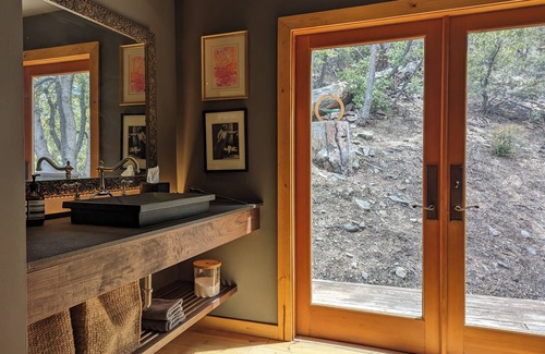 Pine Mountain Club Cabin | The Bear Lair: A Private Mountain Retreat