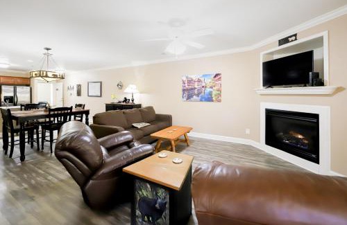 Helen Apartment | The Bears Den