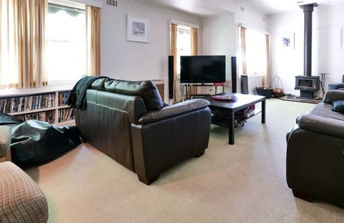 Mount Beauty House | The Beaut-Tee Spot is a charming house in the heart of the Vic Alps