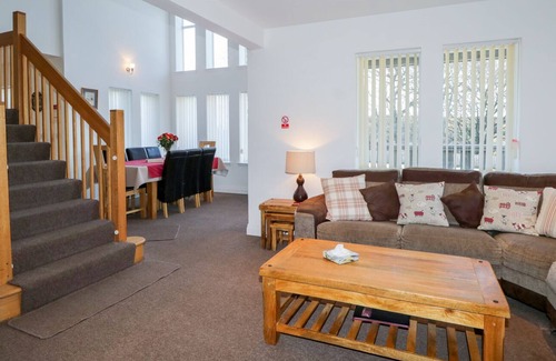 Nairn House | THE BEECHES, pet friendly, country holiday cottage in Forres