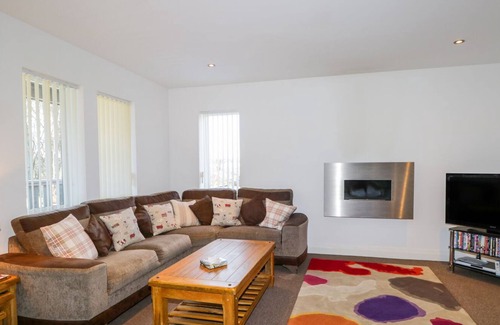 Nairn House | THE BEECHES, pet friendly, country holiday cottage in Forres